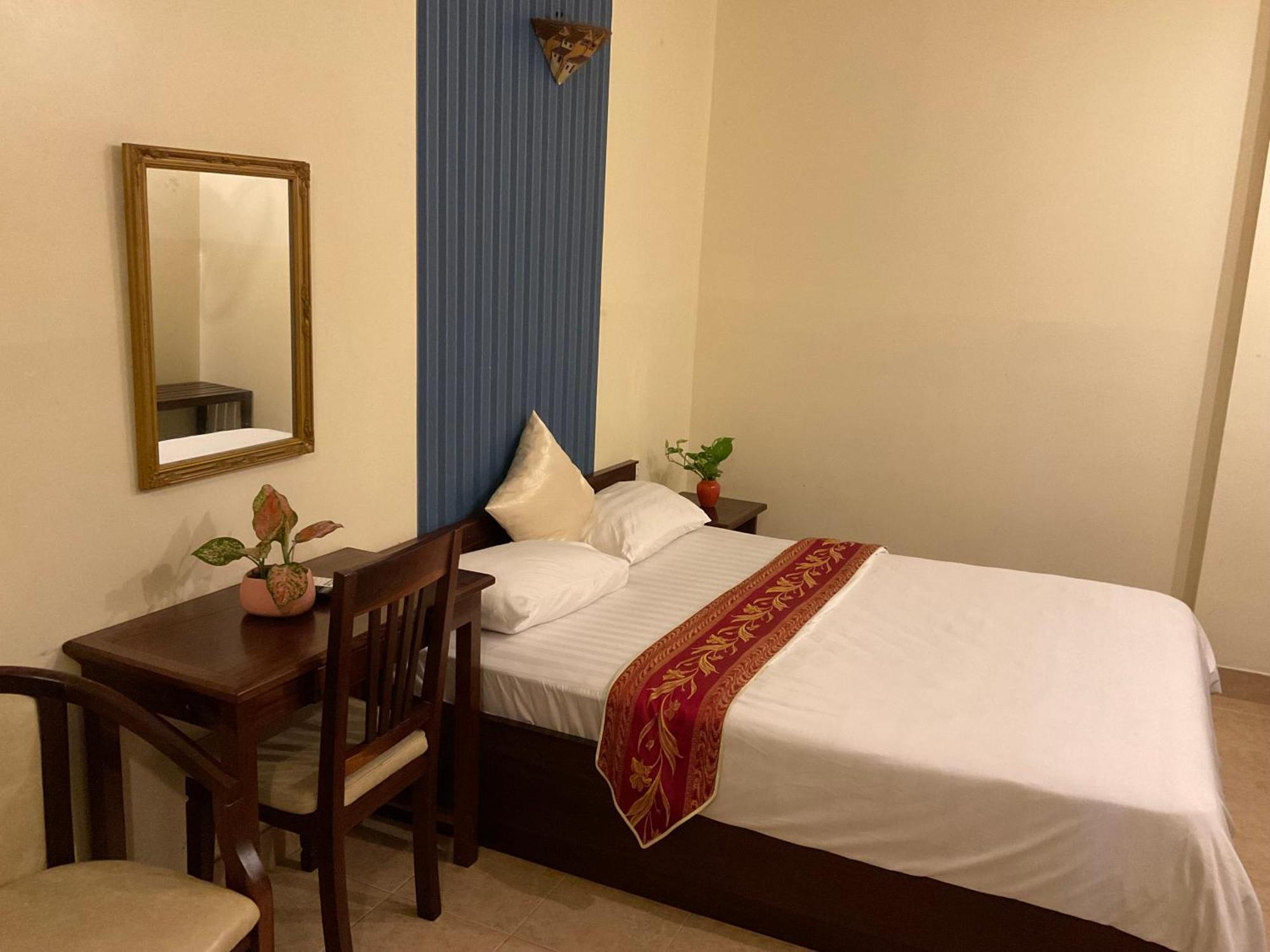 Khach San Minh Chau - Hoa Hung Hotel Ho Si Minh-város Kültér fotó