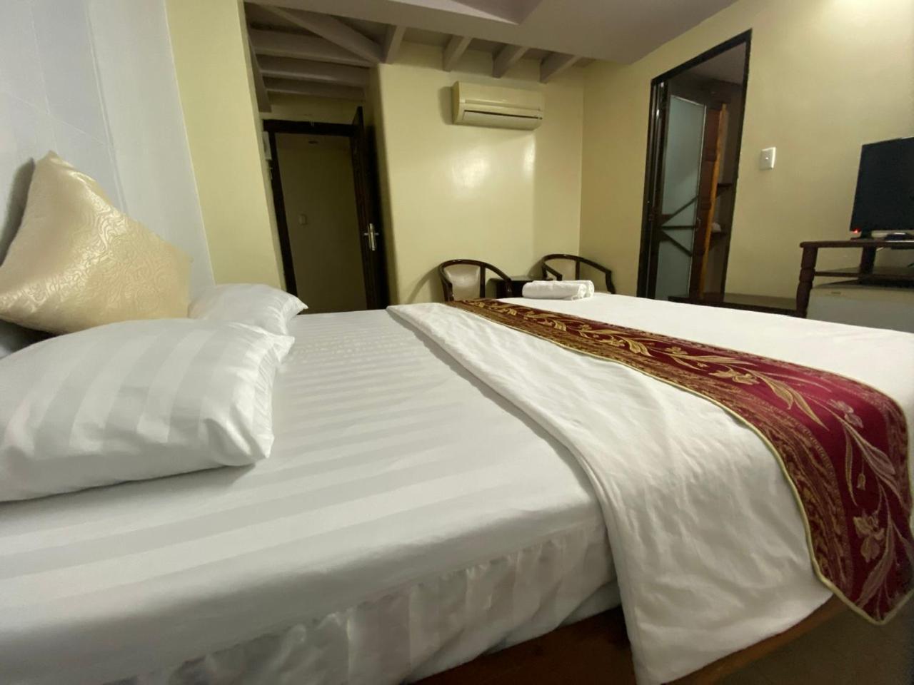 Khach San Minh Chau - Hoa Hung Hotel Ho Si Minh-város Kültér fotó